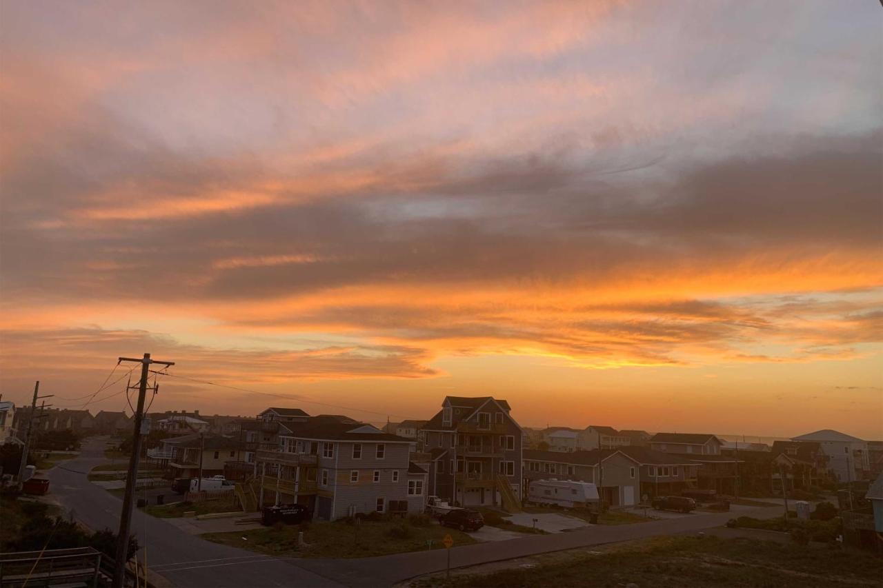 Beachfront Oasis With 2 Large Decks, Bbq And Views! Topsail Beach Exterior foto